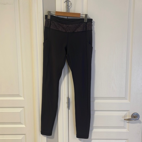Lululemon Pants with pockets - Picture 4 of 7